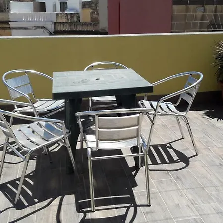 2 Bedroom With Large Share Terrace * Sliema