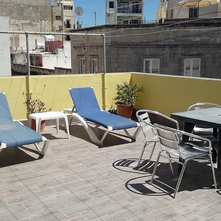 2 Bedroom With Large Share Terrace * Sliema