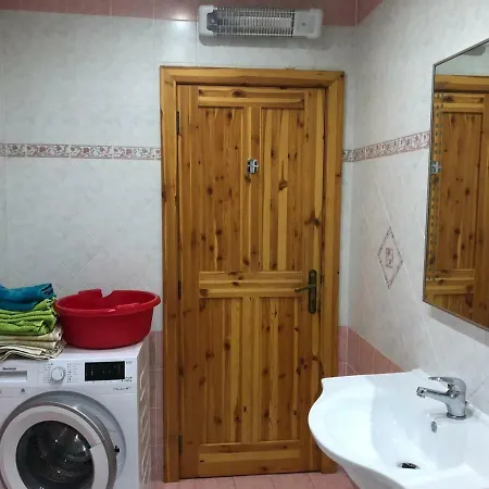 2 Bedroom With Large Share Terrace